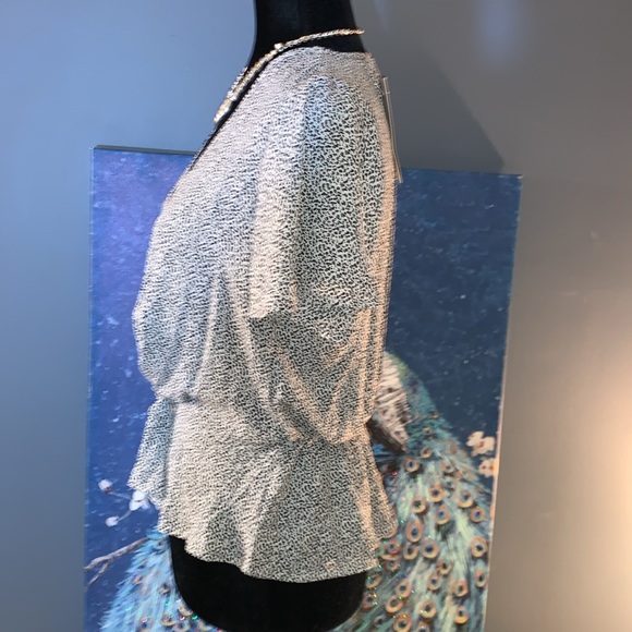 NWT Sienna Sky Size XS Cinched Waist Blouse - Picture 9 of 12